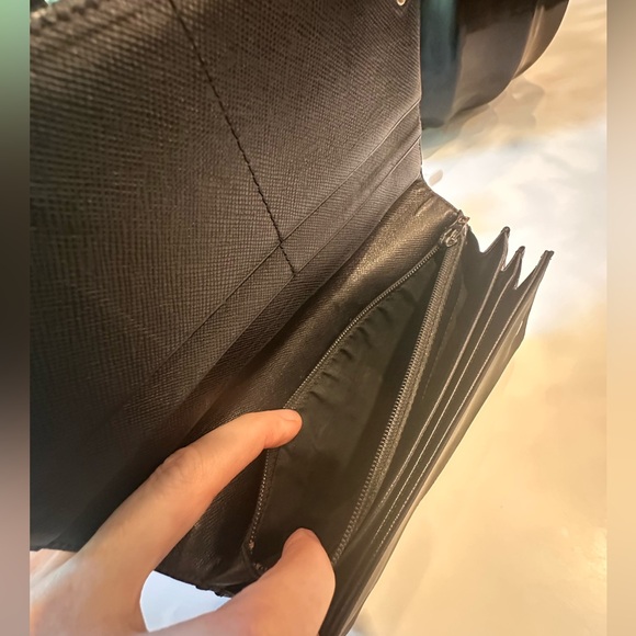❌SOLD❌PRADA Nylon Wallet - Picture 5 of 11